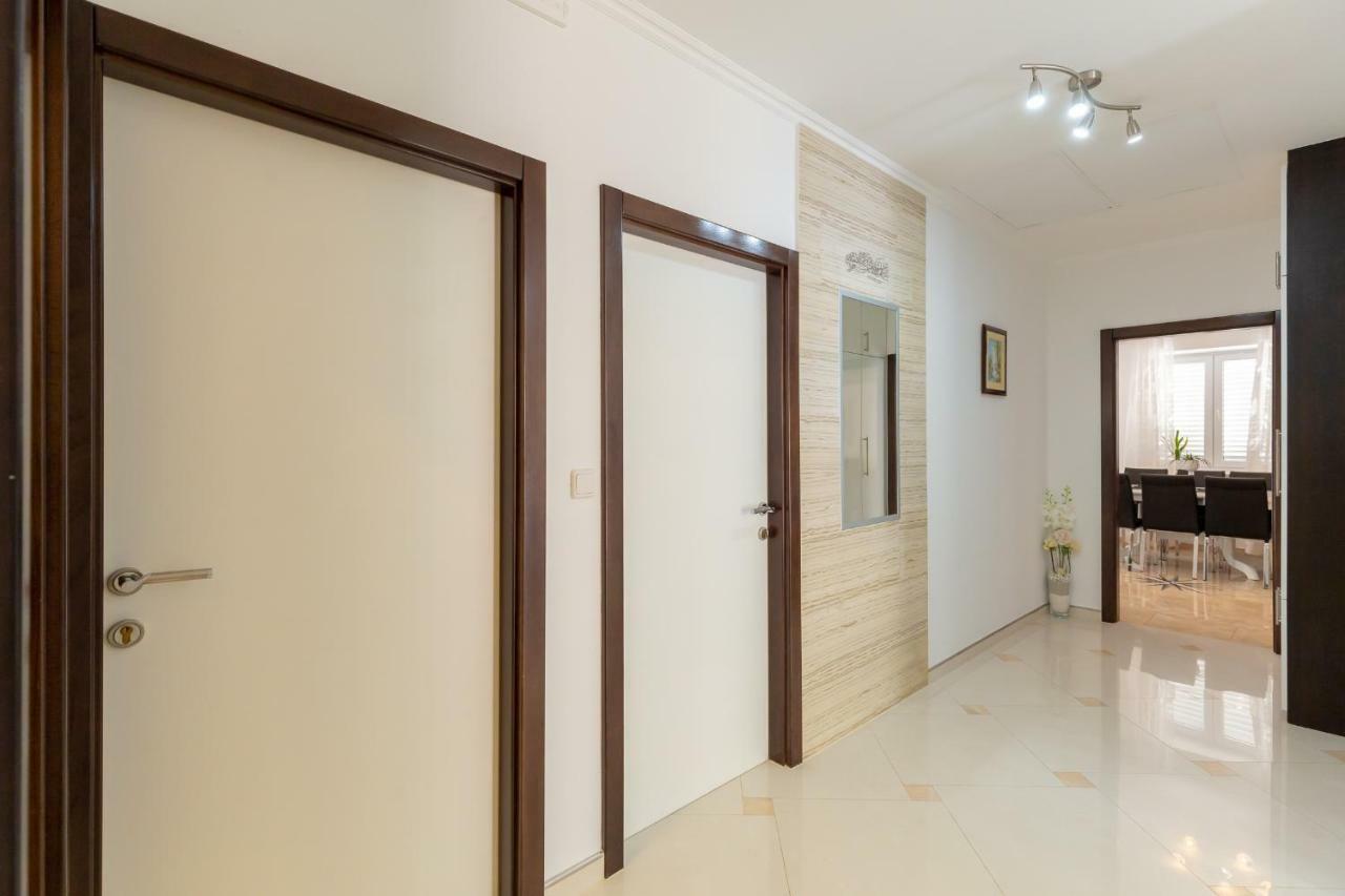 Ferienwohnung Hedera Estate, Hedera A24 Mokošica Exterior foto